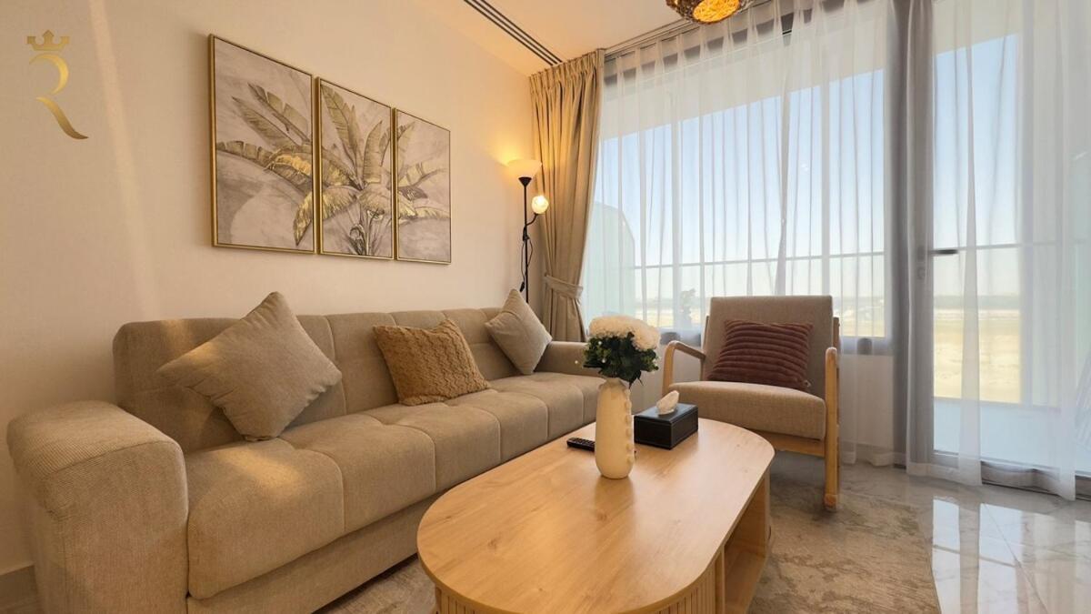 Apartment Rooftop Luxury 2br Haven With Jacuzzi In Masdar Abu Dhabi