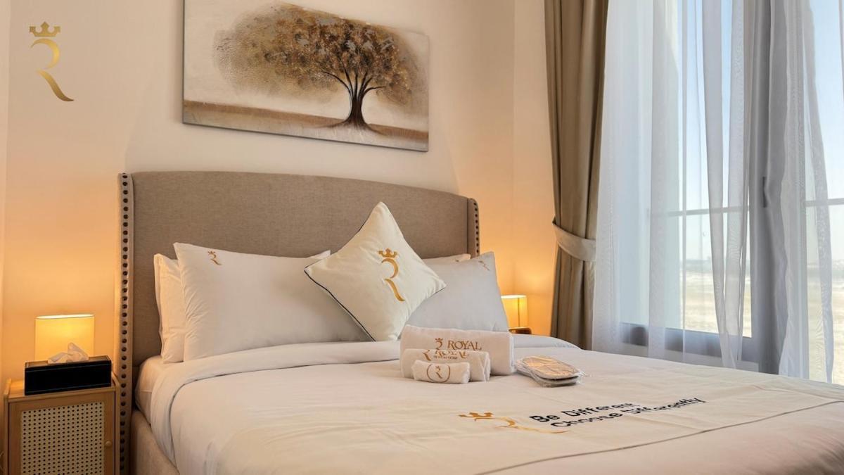 Rooftop Luxury 2br Haven With Jacuzzi In Masdar Apartment Abu Dhabi